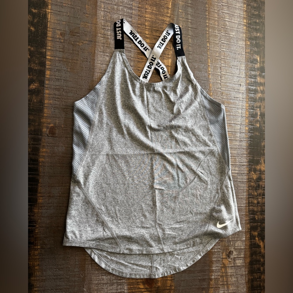 🎀 Womens Nike Brand Strappy Active Shirt Gray Black Size Small yoga Workout Run